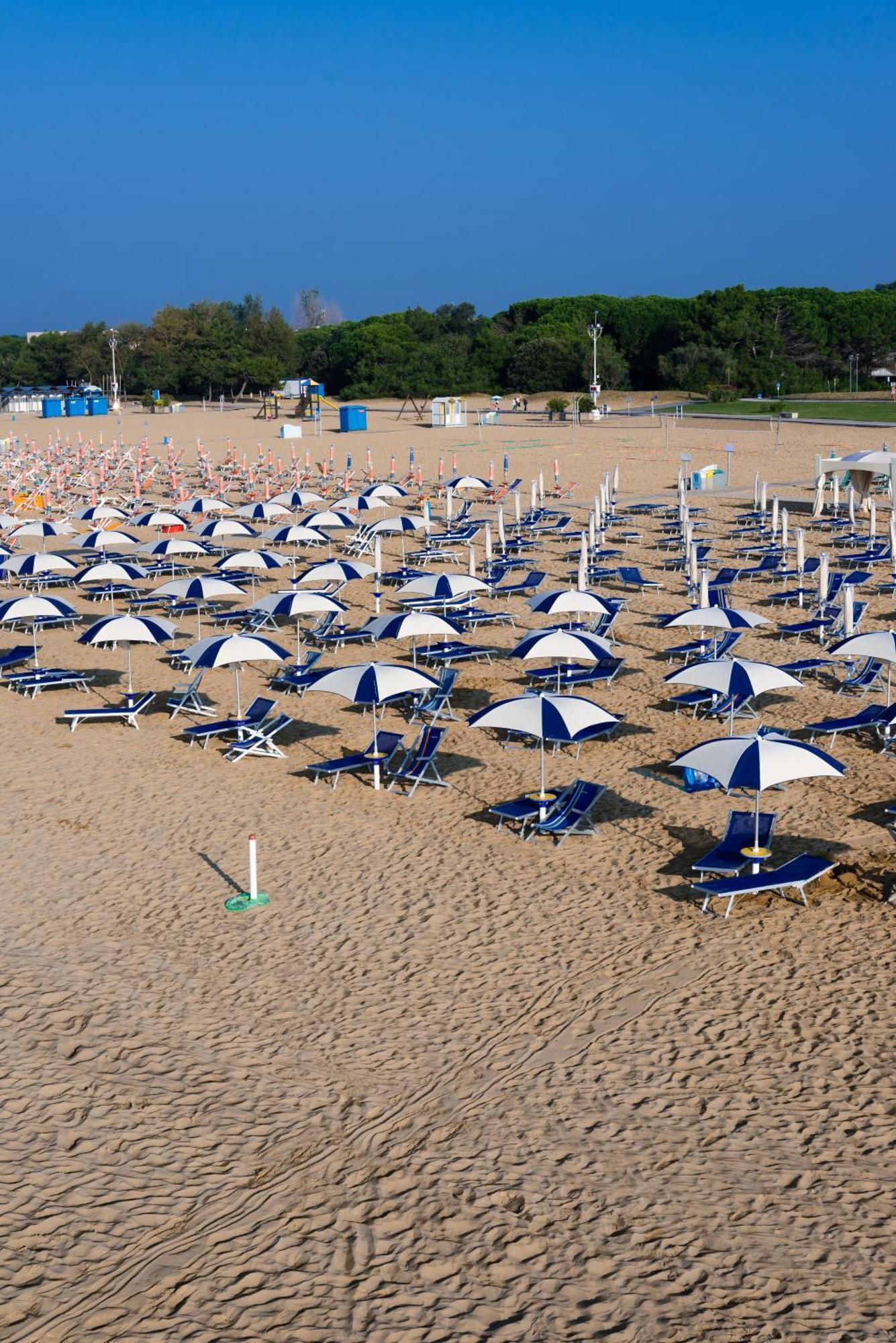 Appartamenti Tuia Bibione Exteriör bild